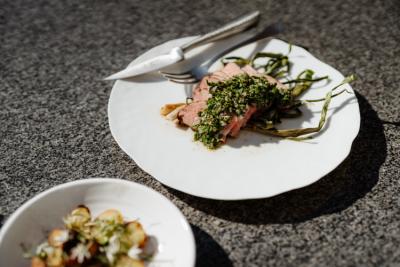 Grillad kalventrecôte med potatis & chimichurri